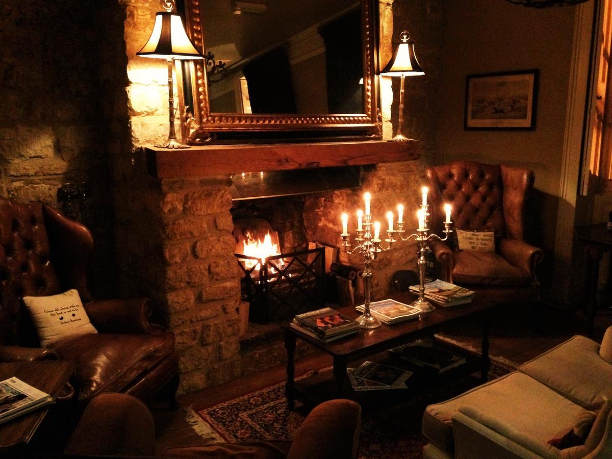 מלון אוקהאם The Fox And Hounds מראה חיצוני תמונה