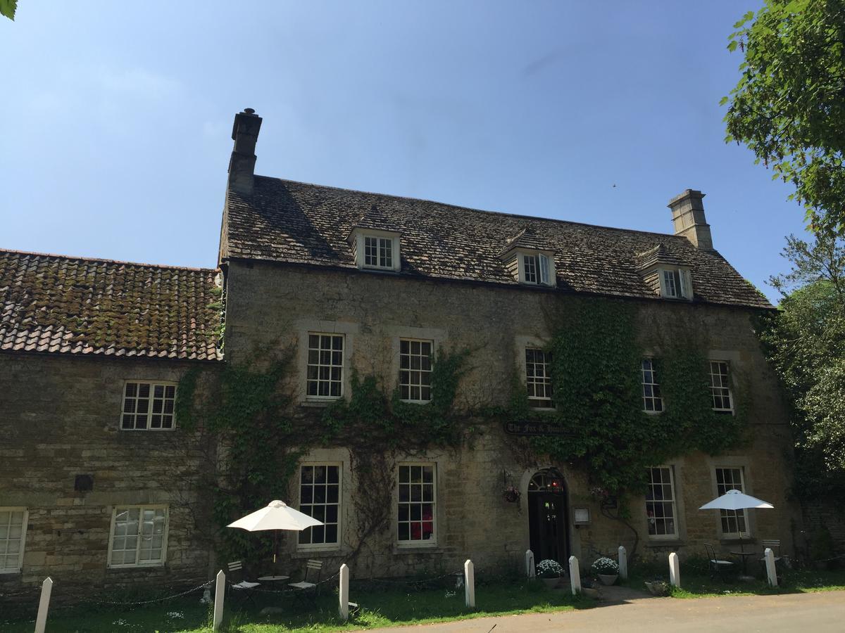 מלון אוקהאם The Fox And Hounds מראה חיצוני תמונה